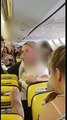 Người phụ nữ say rượu hành hung người khác ngay trên máy bay vì cãi chồng mình