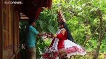 شاهد: رقصات تقليدية آسيوية توضح تدابير الأمان ومسافة التباعد الاجتماعي لتفادي كورونا