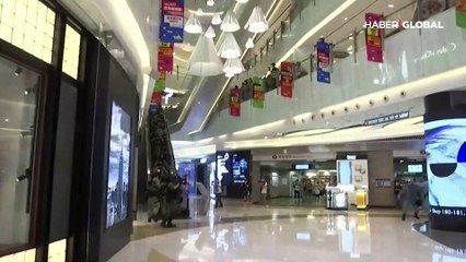 Hong Kong'da protestolar yasak dinlemedi, 200'den fazla gözaltı!