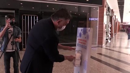 AVM'ler kapılarını yeniden açtı