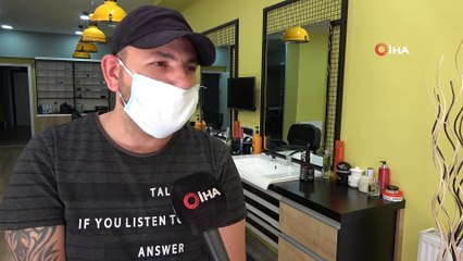 Denizli’de berber ve kuaförler yaklaşık 2 ay sonra faaliyete başladı