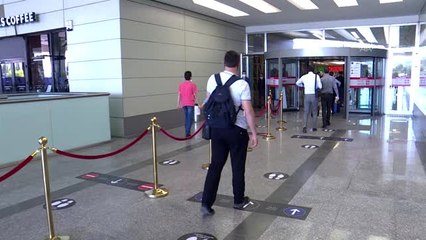 AVM'ler kapılarını yeniden açtı (2)
