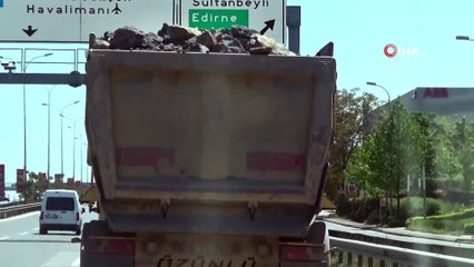 Hafriyat Kamyonu E-5'te Tehlikeye Davetiye Çıkardı
