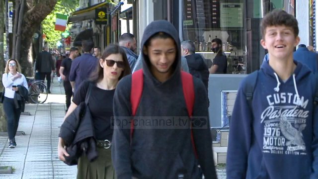 Top News - Ndryshimet në kodin penal/ Hyjnë në fuqi gjoba e burgu