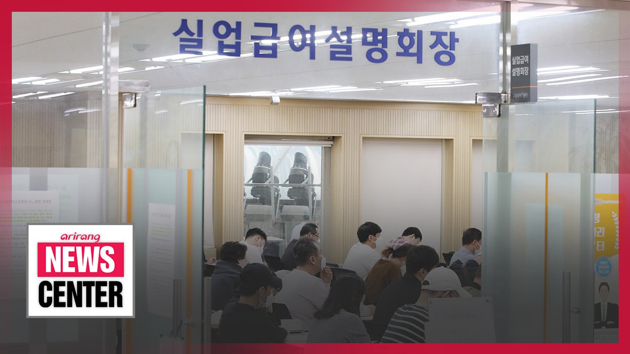 Unemployment benefits paid in April rose to record-high US$ 815 million