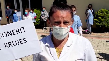 Download Video: Report TV -Punonjëset e fasonerisë në protestë: Na jepni pagën e luftës! S'e kemi me pronarin