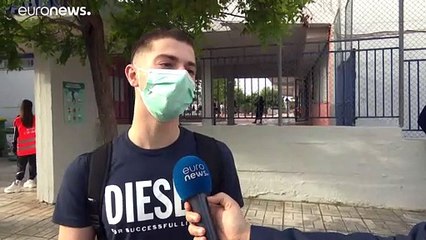 Ελλάδα: Ξανά στα θρανία η Γ' Λυκείου - Την ερχόμενη εβδομάδα Α', Β' Λυκείου και Γυμνάσια