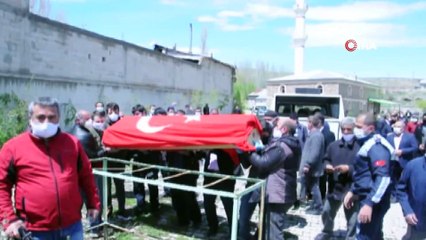 İtfaiye şehidi memleketi Erzurum’da son yolculuğuna uğurlandı