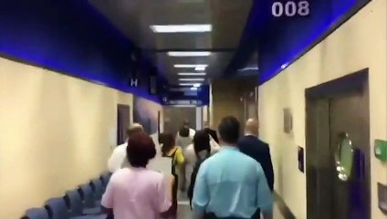 Gritos de "¡Fuera, fuera!" a Urkullu durante una visita a un hospital