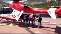 Ambulans helikopter iş kazası geçiren işçi için havalandı