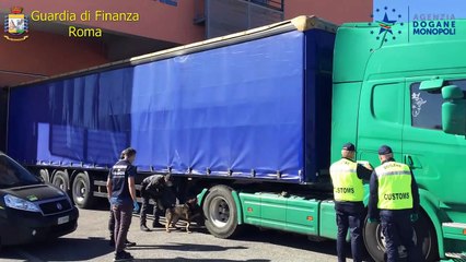 Civitavecchia (Roma) - Intercettati 143 chili di marijuana al porto di (11.05.20)