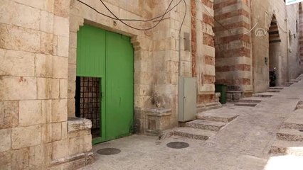 Kovid-19 nedeniyle işini kaybeden Filistinliler, Osmanlının Kudüs'teki "hayır kapısını" çalıyor