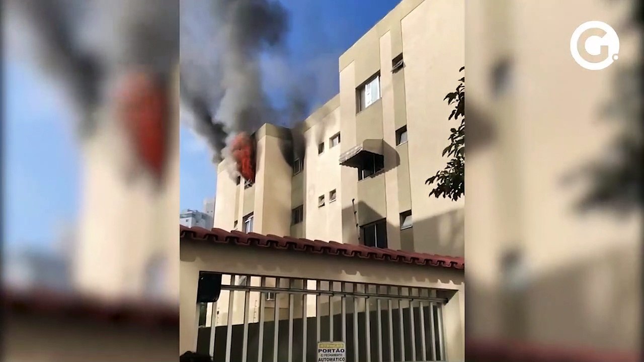 Incêndio atinge apartamento no bairro Itapuã em Vila Velha