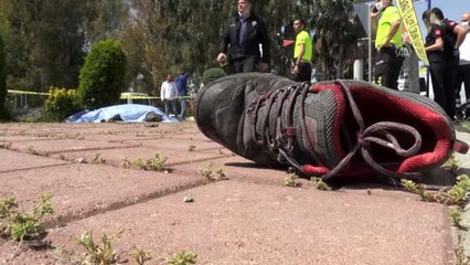 Kamyonetle çarpışan motosikletin sürücüsü öldü