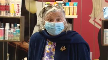 Video herunterladen: Expertos en medicina preventiva piden a la Comunidad de Madrid que reparta mascarillas quirúrgicas, no FFP2