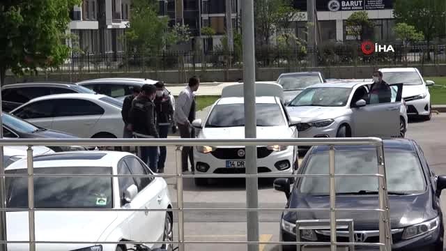 Bolu'da, ev ve iş yerlerinde uyuşturucuyla yakalanan 2 şahıs adliyede