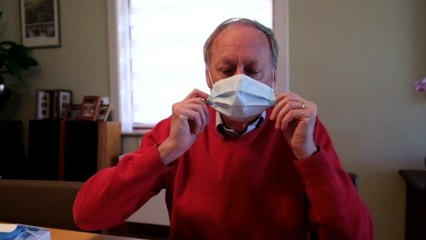 Le docteur Gala teste, pour Sudpresse, les masques de protection (4)