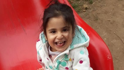 Bu hastalık Türkiye’de çok az kişide görüldü: Küçük Aysima tedavi için yardım bekliyor