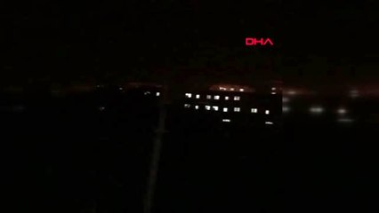 Doğubayazıt'ta şimşek gökyüzünü aydınlattı