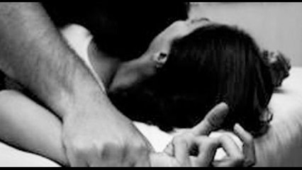 பள்ளி, கல்லூரி மாணவிகளை மிரட்டி விபச்சாரத்தில் தள்ளிய 3 பேர்