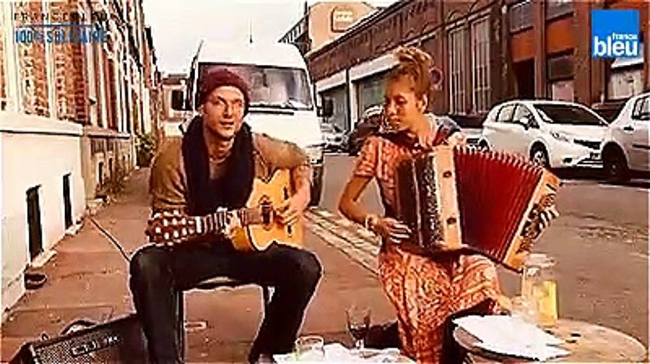 On reste en contact : le duo La Corde Raide