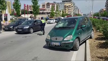 Ora News - Aksident në Vlorë, automjeti përplas këmbësoren