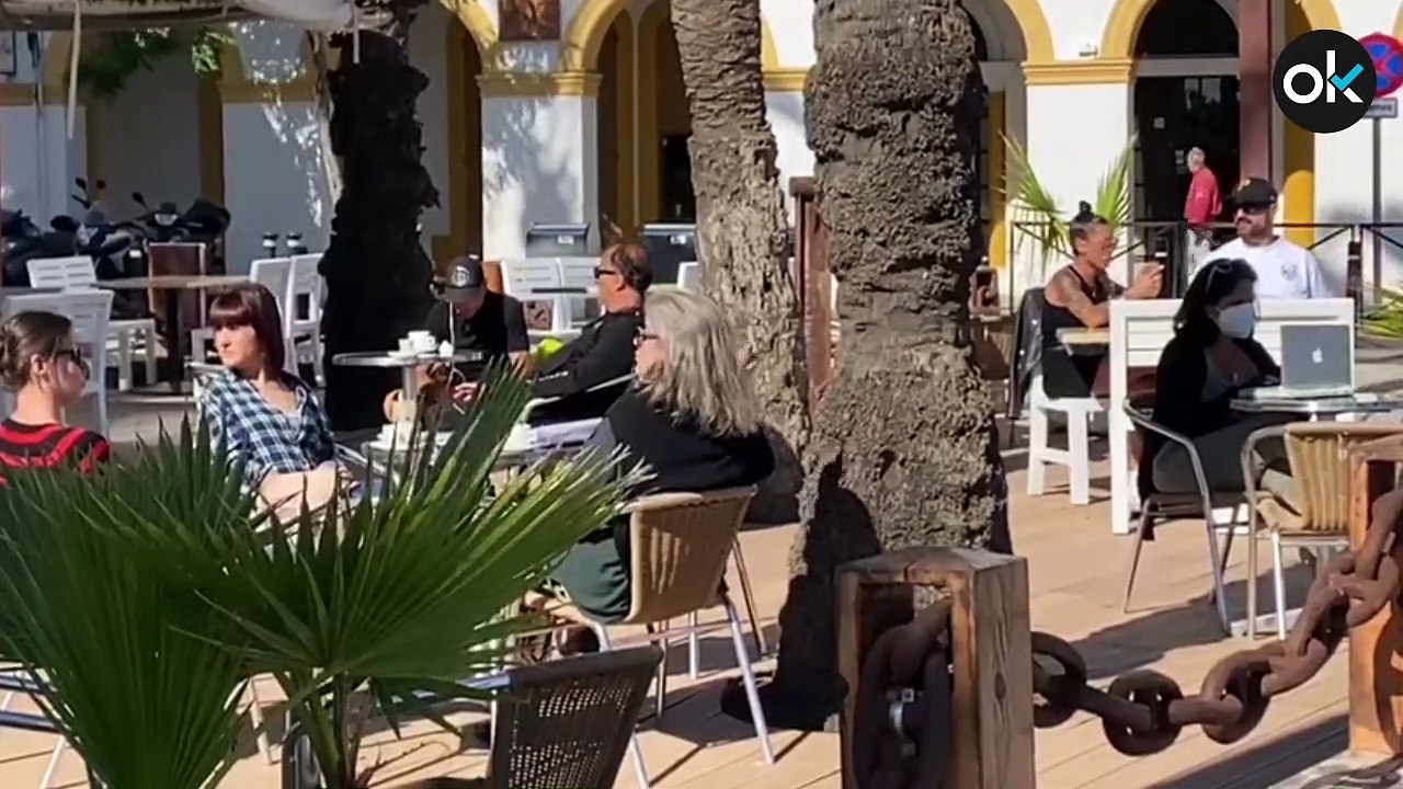 Enfado en las Islas Baleares por no poder bañar...