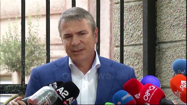 Zgjedhorja brenda majit, Gjiknuri: S'mund t'i kthehemi lojës, opozita: Mazhoranca s'ka vullnet