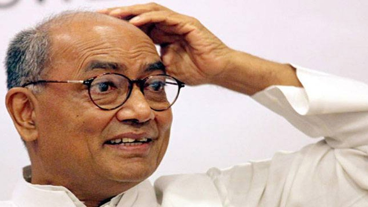 Digvijaya Singh’s Reaction Over Presser Of Rebel Congress MLAs