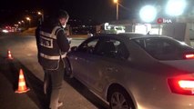 Kahramanmaraş'da giriş çıkış kısıtlaması kaldırıldı, polis noktalarında araç yoğunluğu oluştu