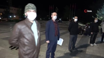 Kırıkkale'de, kan stokları azalınca öğretmenler kan bağışladı