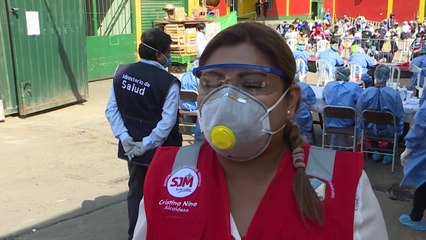 Masivas tomas de exámenes en mercados de Lima, focos de coronavirus