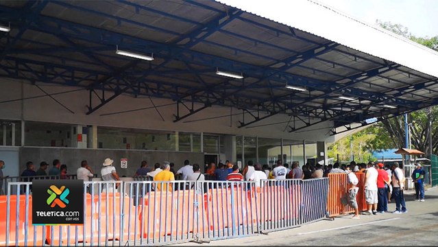 tn7-gobierno-asegura-que-tiene-control-de-las-fronteras-pese-a-las-quejas-por-aglomeración-de-transportistas-en-peñas-blancas-100520