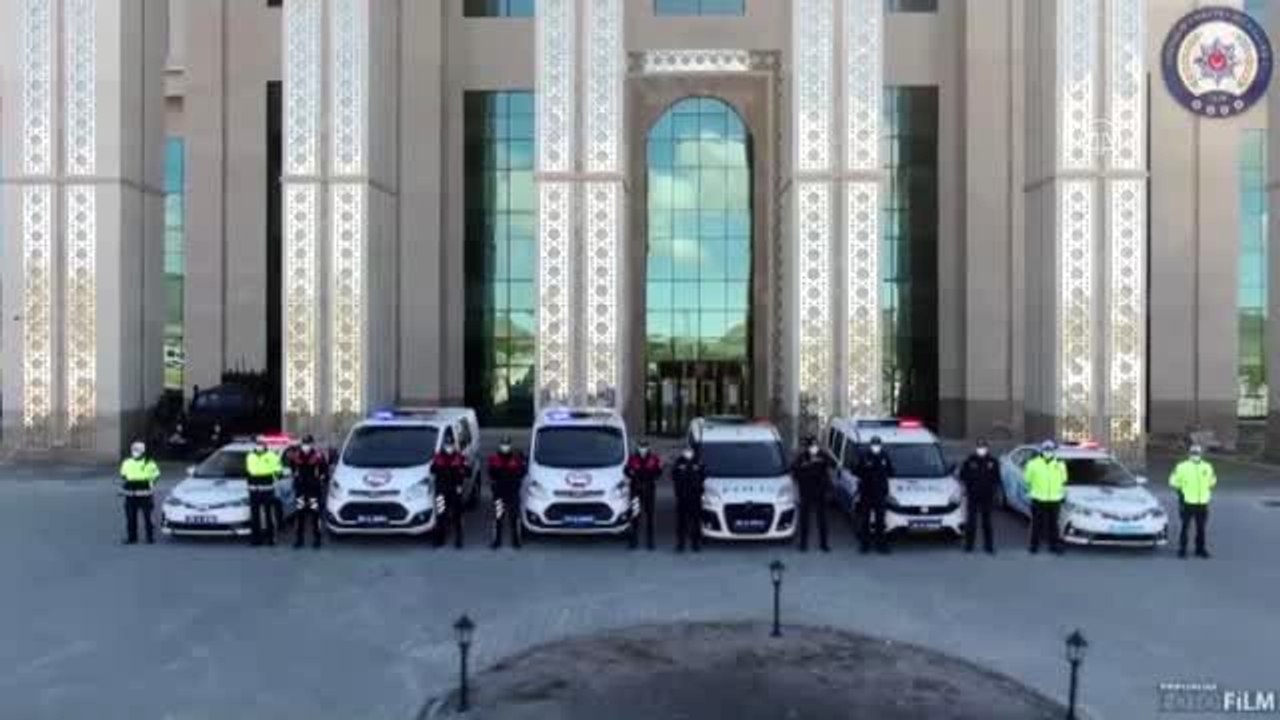 Erzurum polisinden "Hele dadaş evde kal, korona var, virüs var" türküsüyle "evde kal" çağrısı