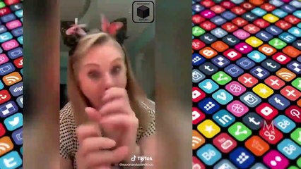 Momentos con Lourdes Mendoza | ¿Las benditas o vendidas redes sociales?