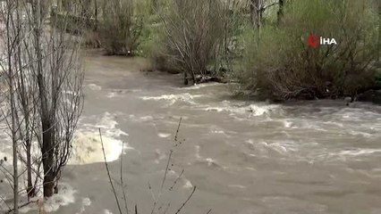 Kars Çayı yağmur ve karın erimesiyle taştı
