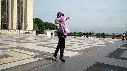 Freerunner spins through Paris streets post-lockdown