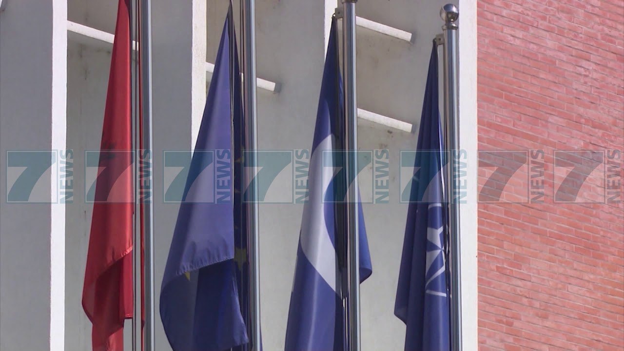 SPAK HETON TENDERIN E USHQIMEVE, MERREN NE PYETJE TRE ZYRTARE - News, Lajme - Kanali 7
