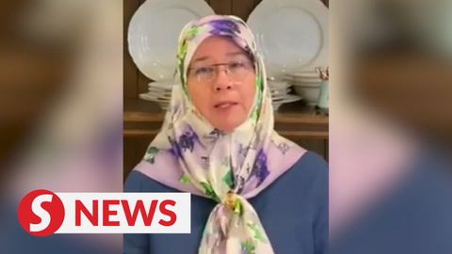 tunku azizah aminah maimunah iskandariah instagram