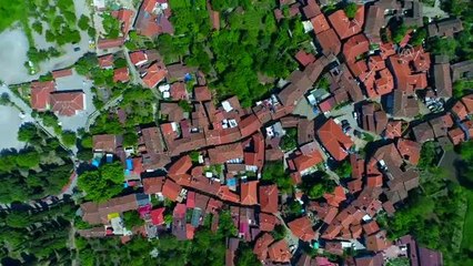 Yedi asırlık Osmanlı köyünde "sessiz" günler