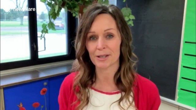 Indiana grade school teacher delivers stuffed animals to students' homes