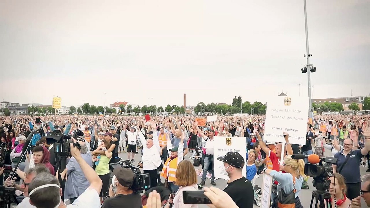 RUBIKON: Reportage: 'Deutschland erhebt sich' (Burak Erbasi, Flo Osrainik, Nicolas Riedl)