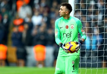 Galatasaray, Muslera'nın maaşını düşürerek sözleşmesini 2024'e kadar uzatacak