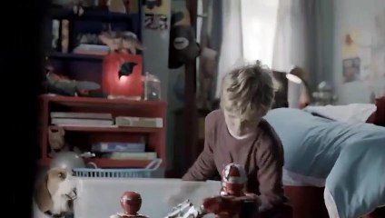 Cảm động với câu chuyện đứa bé mua thời gian cho mẹ