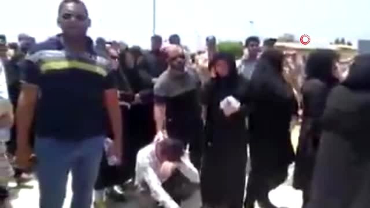 - İran'da ölen denizciler için cenaze töreni düzenlendi