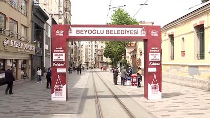 "Kontrollü sosyal hayat"ın ikinci gününde Beyoğlu'nda yoğunluk gözlendi