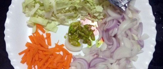 Fast Food Veg Noodles At Home/ Hakka Noodles by Wihu Family
