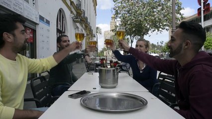 Déconfinement: tapas en terrasse ou rues toujours désertes, l'Espagne coupée en deux