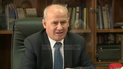 Top News - Koni shkarkon 7 pedagogë/ Anëtarë të komisionit të zgjedhjeve