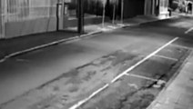 Câmera flagra furto de motocicleta no Centro de Cascavel